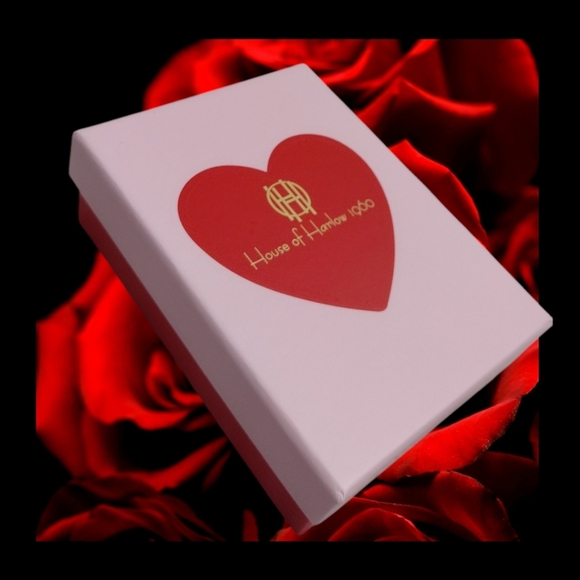 Nwt House of Harlow 1960 Gold Tone Chunky Heart Bracelet - Picture 3 of 4